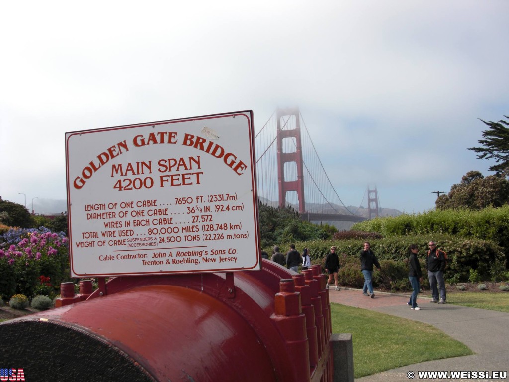 San Francisco. Golden Gate Bridge. - Westküste, Brücke, Golden Gate Bridge, Hängebrücke, San Francisco Bay, Wahrzeichen, Bauwerk, Schild, Haupttragseil, Querschnitt Haupttragseile, Tafel, San Francisco - (Fort Winfield Scott, San Francisco, California, Vereinigte Staaten)