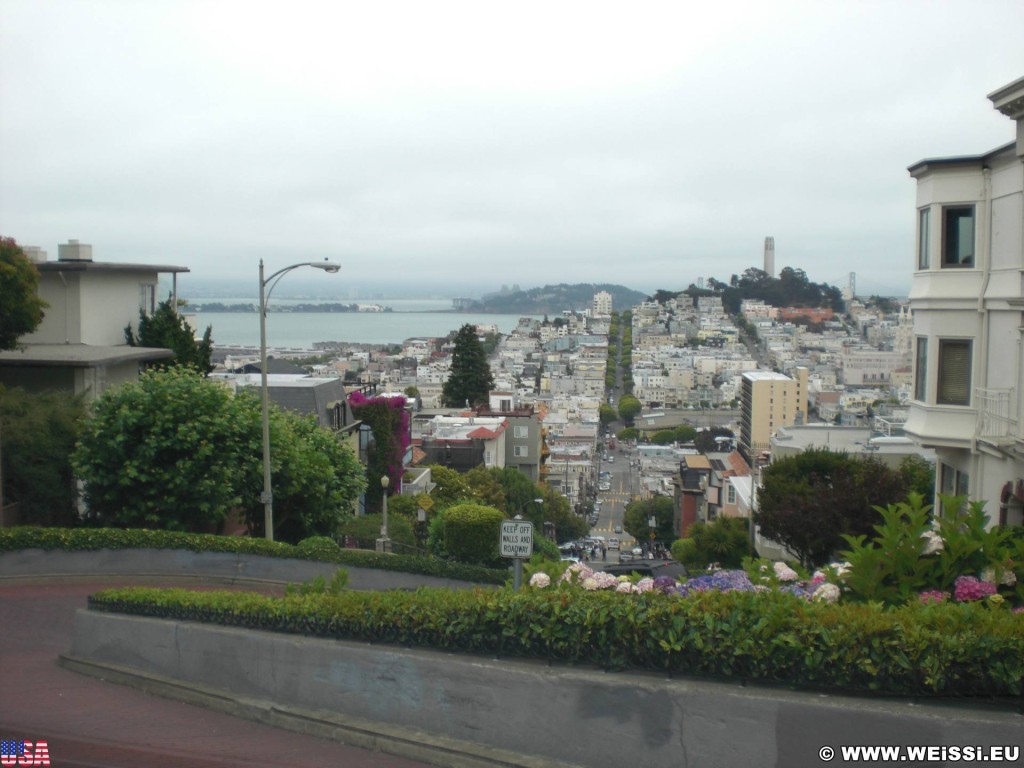 San Francisco. - Westküste, Coit Tower, Lombard Street, San Francisco - (Russian Hill, San Francisco, California, Vereinigte Staaten)