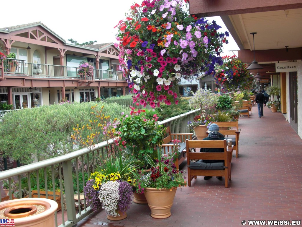 Carmel by the Sea. - Westküste, Carmel-By-the-Sea, Carmel Plaza, Einkaufszentrum - (Carmel-by-the-Sea, Carmel, California, Vereinigte Staaten)