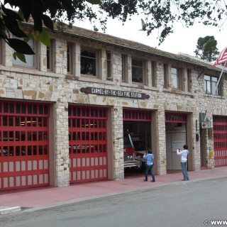 Carmel by the Sea. - Westküste, Gebäude, Haus, Carmel-By-the-Sea, Feuerwehrhaus, Fire Station - (Carmel-by-the-Sea, Carmel, California, Vereinigte Staaten)