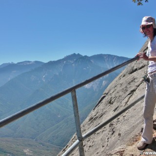 Sequoia National Park. - Sequoia Nationalpark, Moro Rock, Personen - LUTZER Sandra - (Pinewood, Sequoia National Park, California, Vereinigte Staaten)