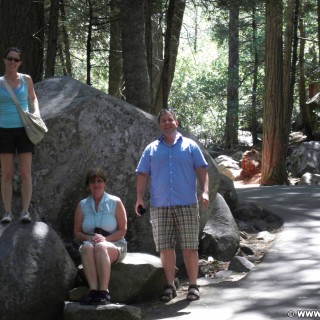 Yosemite National Park. - Yosemite Nationalpark, Yosemite Valley, Personen - LUTZER Sandra, WEISSINGER Andreas, WEISSINGER Edeltraud - (Yosemite Village, Yosemite National Park, California, Vereinigte Staaten)