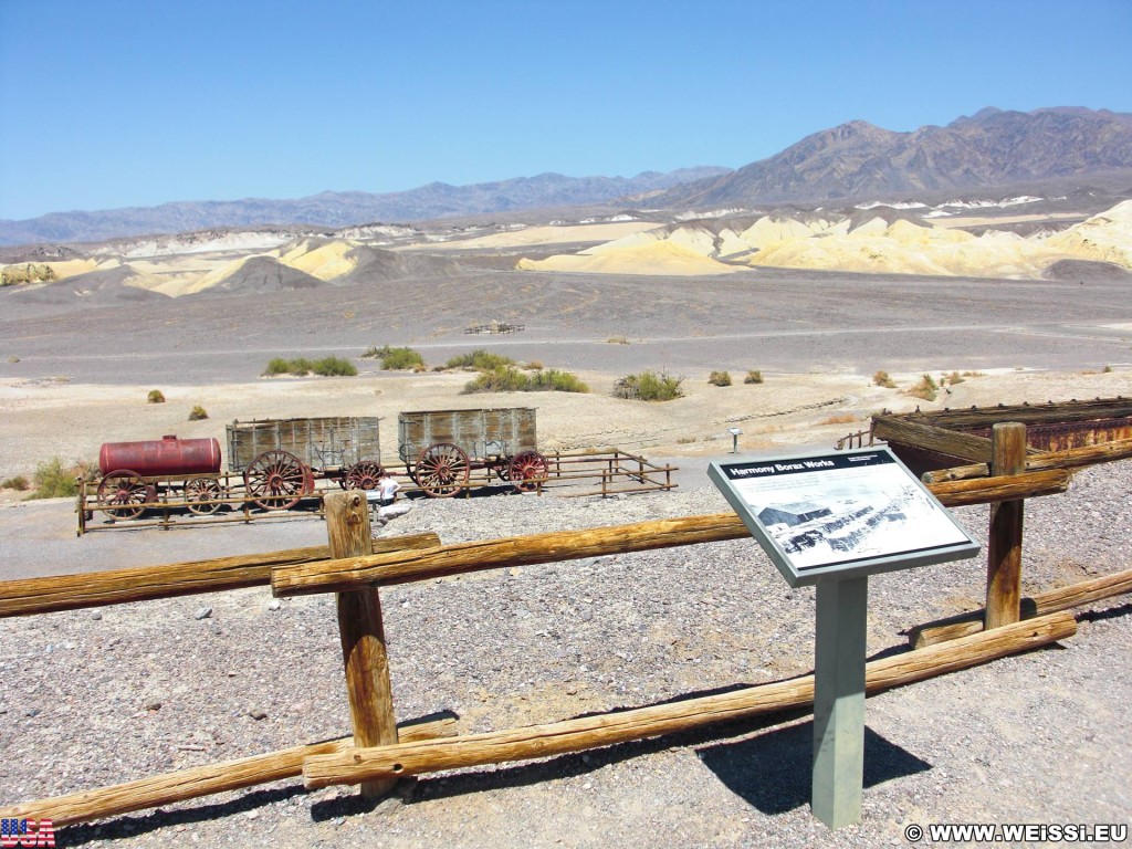 Death Valley National Park. - Death-Valley-Nationalpark, Harmony Borax Works, Wasser Borax Wagen Fuhrwerk - (Indian Village, Death Valley, California, Vereinigte Staaten)