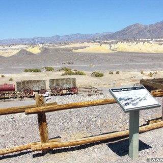 Death Valley National Park. - Death-Valley-Nationalpark, Harmony Borax Works, Wasser Borax Wagen Fuhrwerk - (Indian Village, Death Valley, California, Vereinigte Staaten)