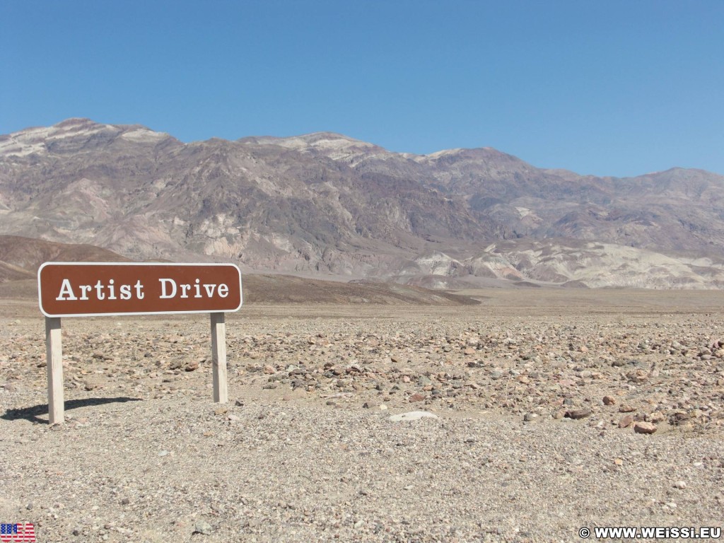 Death Valley National Park. - Schild, Tafel, Einfahrtsschild, Wegweiser, Death-Valley-Nationalpark, Artists Drive - (Artist Drive, Death Valley, California, Vereinigte Staaten)
