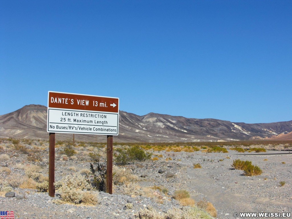 Death Valley National Park. - Schild, Tafel, Einfahrtsschild, Wegweiser, Death-Valley-Nationalpark, Dantes View - (Ryan, Death Valley, California, Vereinigte Staaten)