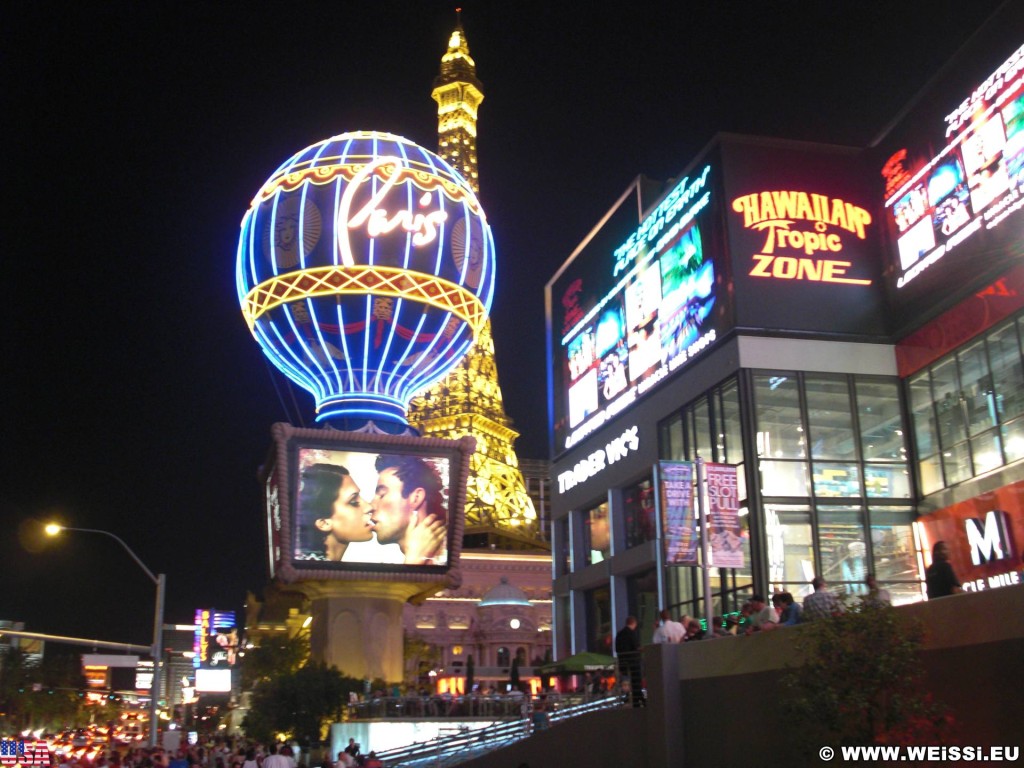 Las Vegas. - Las Vegas, Fassadenbeleuchtung, Paris Las Vegas, Videowall - (Bracken, Las Vegas, Nevada, Vereinigte Staaten)