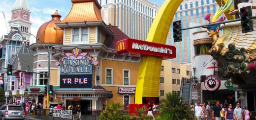 Las Vegas. - Gebäude, Hotel, Las Vegas, Mc Donald's, Casino Royale - (Bracken, Las Vegas, Nevada, Vereinigte Staaten)