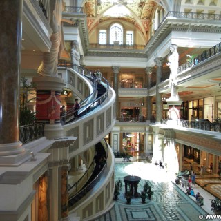 Las Vegas. - Las Vegas, Rolltreppe - (Bracken, Las Vegas, Nevada, Vereinigte Staaten)