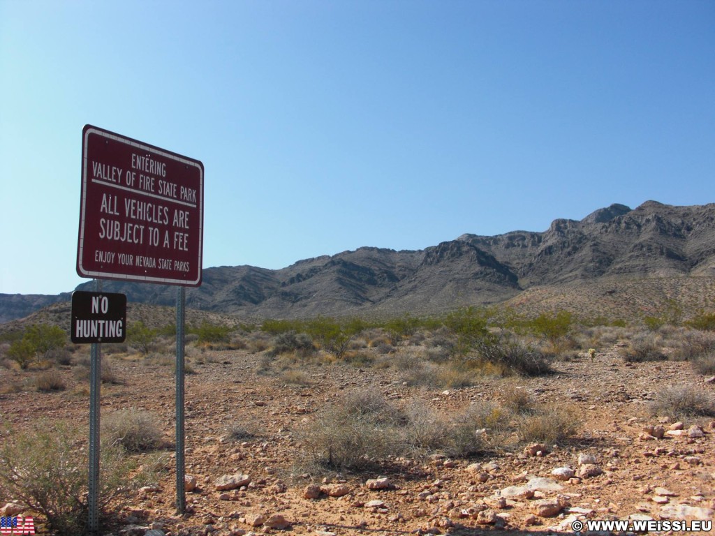 Valley of Fire State Park. - Schild, Landschaft, Tafel, No Hunting, Valley of Fire State Park - (Valley of Fire State Park, Mesquite, Nevada, Vereinigte Staaten)