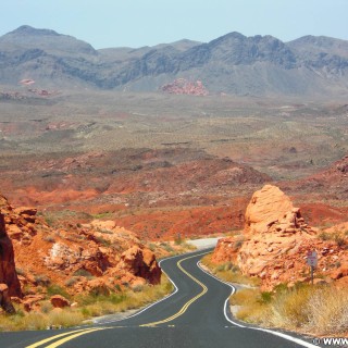 Valley of Fire State Park. - Landschaft, Felsen, Felsformation, Valley of Fire State Park, Sandstein, Sandsteinformationen, Erosion - (Valley of Fire State Park, Overton, Nevada, Vereinigte Staaten)