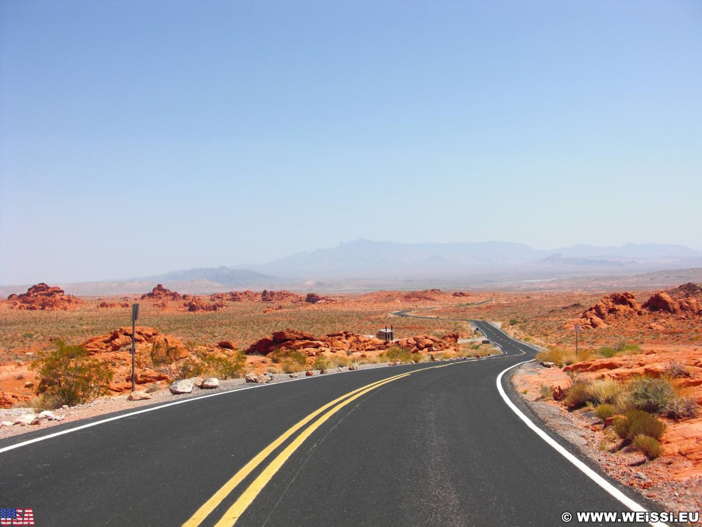 Valley of Fire State Park. - Landschaft, Felsen, Felsformation, Valley of Fire State Park, Sandstein, Sandsteinformationen, Erosion - (Valley of Fire State Park, Overton, Nevada, Vereinigte Staaten)