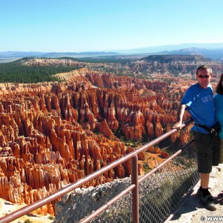Bryce Canyon National Park. Inspiration Point - Bryce Canyon National Park. - Landschaft, Felsen, Aussichtspunkt, Personen, Sandstein, Sandsteinformationen, Bryce Canyon National Park, Hoodoos, Felsnadeln, Inspiration Point - WEISSINGER Edeltraud, WEISSINGER Erwin - (Bryce Canyon, Utah, Vereinigte Staaten)