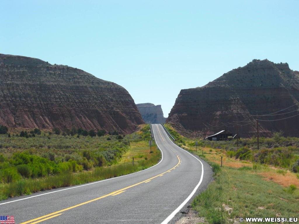 Highway 12 - Scenic Byway. - On the Road, Grand Staircase Escalante National Monument, Highway 12 - (Cannonville, Henrieville, Utah, Vereinigte Staaten)