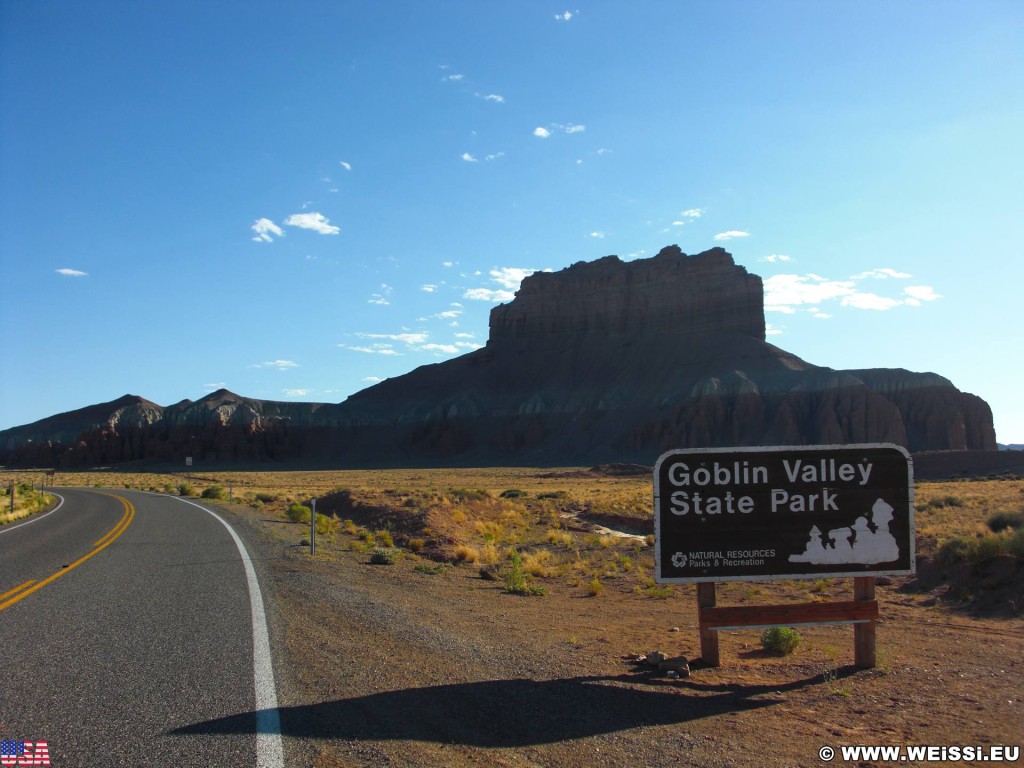 Goblin Valley State Park. - Strasse, Schild, Landschaft, Tafel, Wegweiser, State Park, Goblin Valley, Mushroom Valley - (Hanksville, Green River, Utah, Vereinigte Staaten)