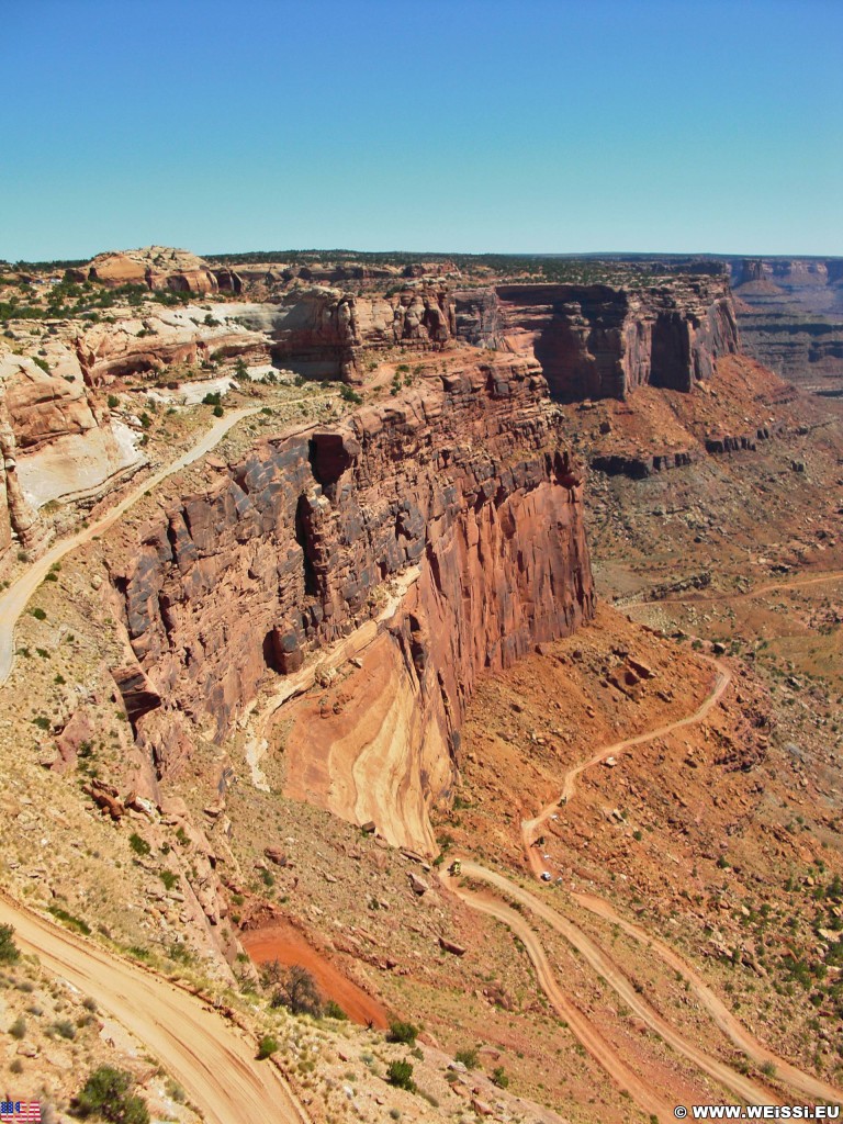 Canyonlands National Park. Shafer Canyon - Canyonlands National Park. - kurvenreich, Serpentinen, Strasse, Landschaft, Aussichtspunkt, Felswand, Sandstein, Canyon, Overlook, Canyonlands National Park, Shafer Canyon Overlook - (Moab, Utah, Vereinigte Staaten)