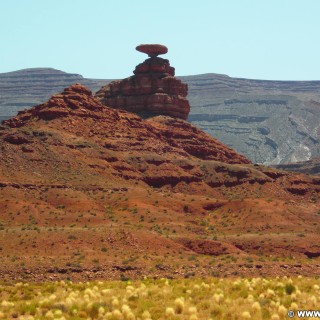 Mexican Hat. - Landschaft, Felsen, Sandstein, Sandsteinformationen, Mexican Hat, Rock - (Mexican Hat, Utah, Vereinigte Staaten)