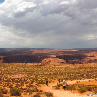 Horseshoe Bend. - Landschaft, Felsen, Felswand, Sandstein, Colorado River, Horseshoe Bend, King Bend, Mäander, Flussschlinge - (LeChee Chapter, Page, Arizona, Vereinigte Staaten)