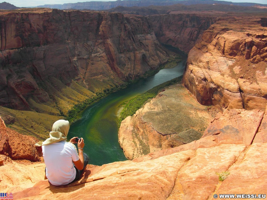 Horseshoe Bend. - Landschaft, Felsen, Felswand, Sandstein, Colorado River, Horseshoe Bend, King Bend, Mäander, Flussschlinge - (Page, Arizona, Vereinigte Staaten)