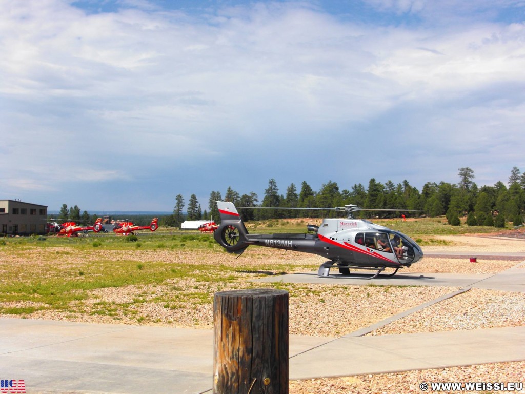 Grand Canyon National Park. - Grand Canyon, National Park, Hubschrauber, Helikopter, Airport - (Tusayan, Grand Canyon, Arizona, Vereinigte Staaten)