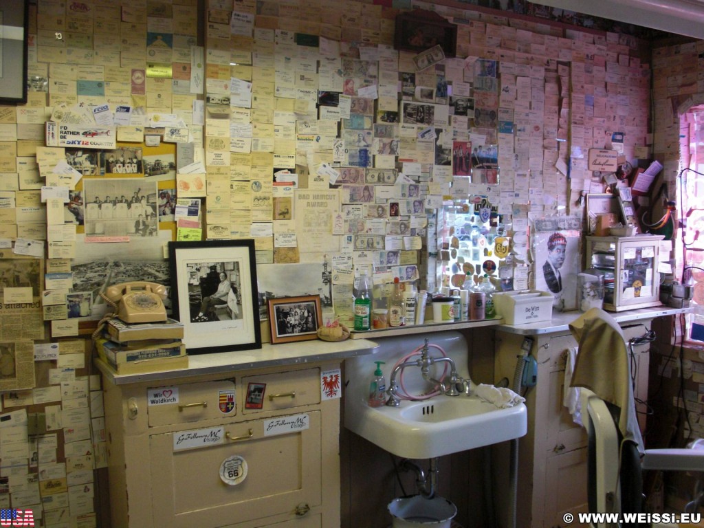 Historic Route 66. - Gift Shop, Route 66, Seligman, Barber Shop - (Seligman, Arizona, Vereinigte Staaten)