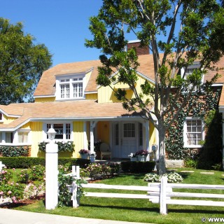 Universal Studios Hollywood. 4353 Wisteria Lane - Universal Studios Hollywood. - Gebäude, Haus, Los Angeles, Universal Studios Hollywood, Studio Tour, The Backlot Tour, Wisteria Lane, Desperate Housewives, 4353 Wisteria Lane - (Universal City, California, Vereinigte Staaten)