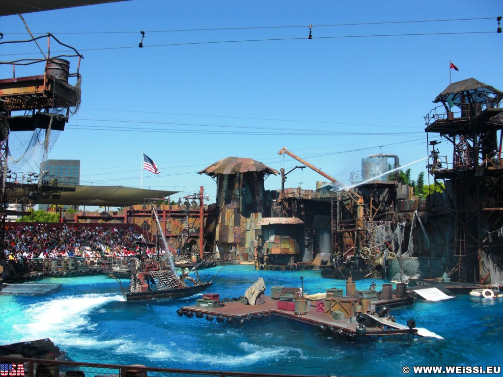 Universal Studios Hollywood. Waterworld - Universal Studios Hollywood. - Los Angeles, Universal Studios Hollywood, Waterworld, Stuntshow, Show - (Universal City, California, Vereinigte Staaten)