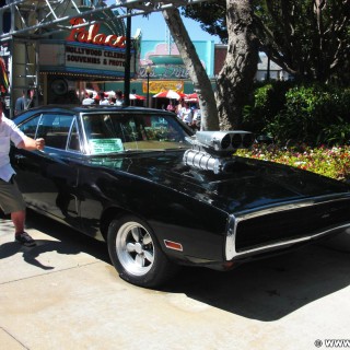 Universal Studios Hollywood. Fast & Furious - Universal Studios Hollywood. - Auto, Personen, Dodge, Los Angeles, Universal Studios Hollywood, Fast & Furious, 1970 Dodge Charger - WEISSINGER Andreas - (Universal City, California, Vereinigte Staaten)