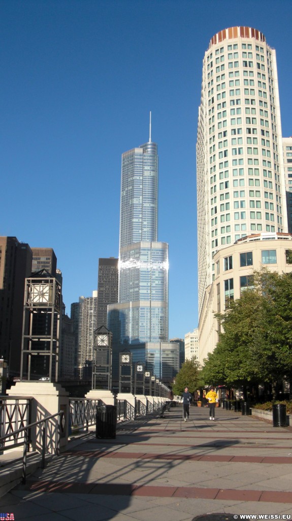 Trump International Hotel and Tower (Chicago). - Gebäude, Trump International Hotel and Tower, Cityfront Place - (Cityfront Place, Chicago, Illinois, Vereinigte Staaten)