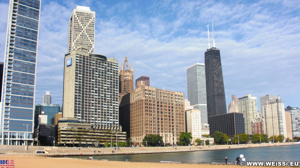 Skyline. vom Olive Park. - Skyline, Wolkenkratzer, John Hancock Center, Cityfront Place, Onterie Center, W Chicago - Lakeshore Hotel - (Cityfront Place, Chicago, Illinois, Vereinigte Staaten)