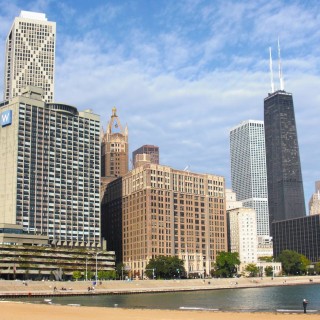 Skyline. vom Olive Park. - Skyline, Wolkenkratzer, John Hancock Center, Cityfront Place, Onterie Center, W Chicago - Lakeshore Hotel - (Cityfront Place, Chicago, Illinois, Vereinigte Staaten)