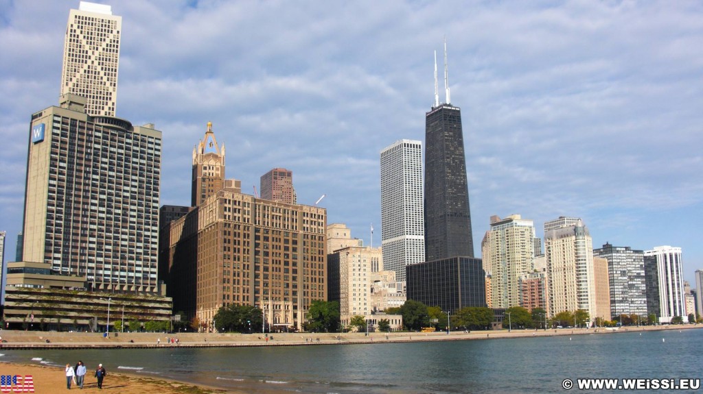 Skyline. vom Olive Park. - Gebäude, Skyline, Wolkenkratzer, John Hancock Center, Cityfront Place, Onterie Center, W Chicago - Lakeshore Hotel - (Cityfront Place, Chicago, Illinois, Vereinigte Staaten)