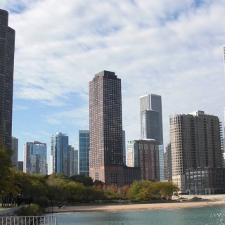 Lake Point Tower. vom Olive Park. - Gebäude, Wolkenkratzer, Cityfront Place, Lake Point Tower, North Pier Apartments - (Cityfront Place, Chicago, Illinois, Vereinigte Staaten)