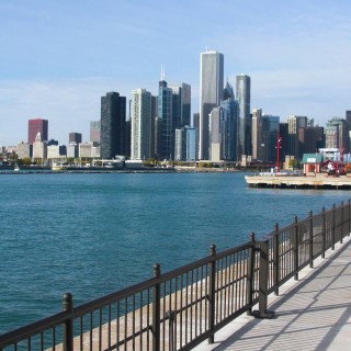 Navy Pier. - Gebäude, Skyline, Wolkenkratzer, Trump International Hotel and Tower, Cityfront Place, Lake Point Tower, Navy Pier, CNA Center, Aon Center, The Parkshore, Harbor Point Tower - (Cityfront Place, Chicago, Illinois, Vereinigte Staaten)