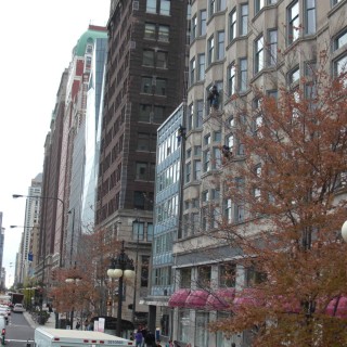Fensterputzer. am Congress Plaza Hotel. - Park Row - (Park Row, Chicago, Illinois, Vereinigte Staaten)