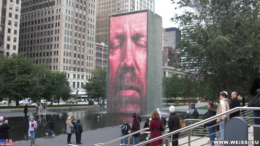 Crown Fountain. Millennium Park. - Fort Dearborn Addition, Millennium Park, Crown Fountain - (Fort Dearborn Addition, Chicago, Illinois, Vereinigte Staaten)