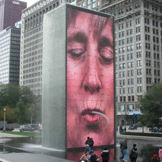 Crown Fountain. Millennium Park. - Fort Dearborn Addition, Millennium Park, Crown Fountain - (Fort Dearborn Addition, Chicago, Illinois, Vereinigte Staaten)