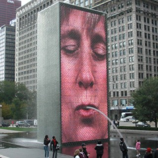 Crown Fountain. Millennium Park. - Fort Dearborn Addition, Millennium Park, Crown Fountain - (Fort Dearborn Addition, Chicago, Illinois, Vereinigte Staaten)