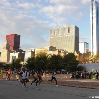 Bank of America Marathon. - Fort Dearborn Addition, CNA Center, Legacy Tower - (Fort Dearborn Addition, Chicago, Illinois, Vereinigte Staaten)
