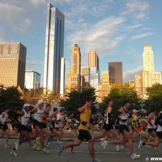 Bank of America Marathon. - Fort Dearborn Addition, Legacy Tower, Pittsfield Building - (Fort Dearborn Addition, Chicago, Illinois, Vereinigte Staaten)