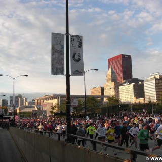 Bank of America Marathon. - Fort Dearborn Addition - (Fort Dearborn Addition, Chicago, Illinois, Vereinigte Staaten)