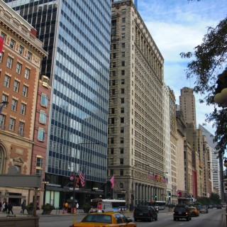 Häuserschlucht. - Fort Dearborn Addition - (Fort Dearborn Addition, Chicago, Illinois, Vereinigte Staaten)