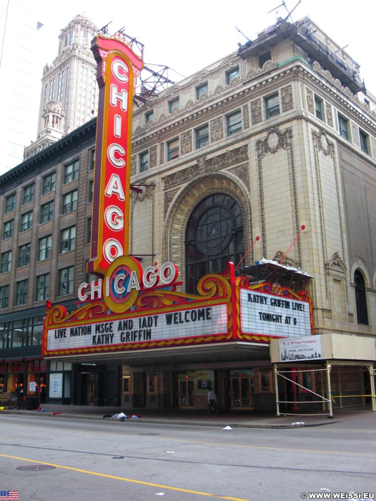Chicago Theatre. - Fort Dearborn Addition, Chicago Theatre - (Fort Dearborn Addition, Chicago, Illinois, Vereinigte Staaten)