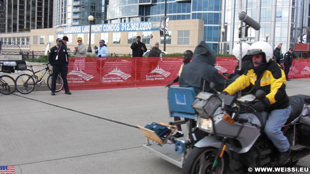 Bank of America Marathon - SIEGER. - Park Row - (Park Row, Chicago, Illinois, Vereinigte Staaten)