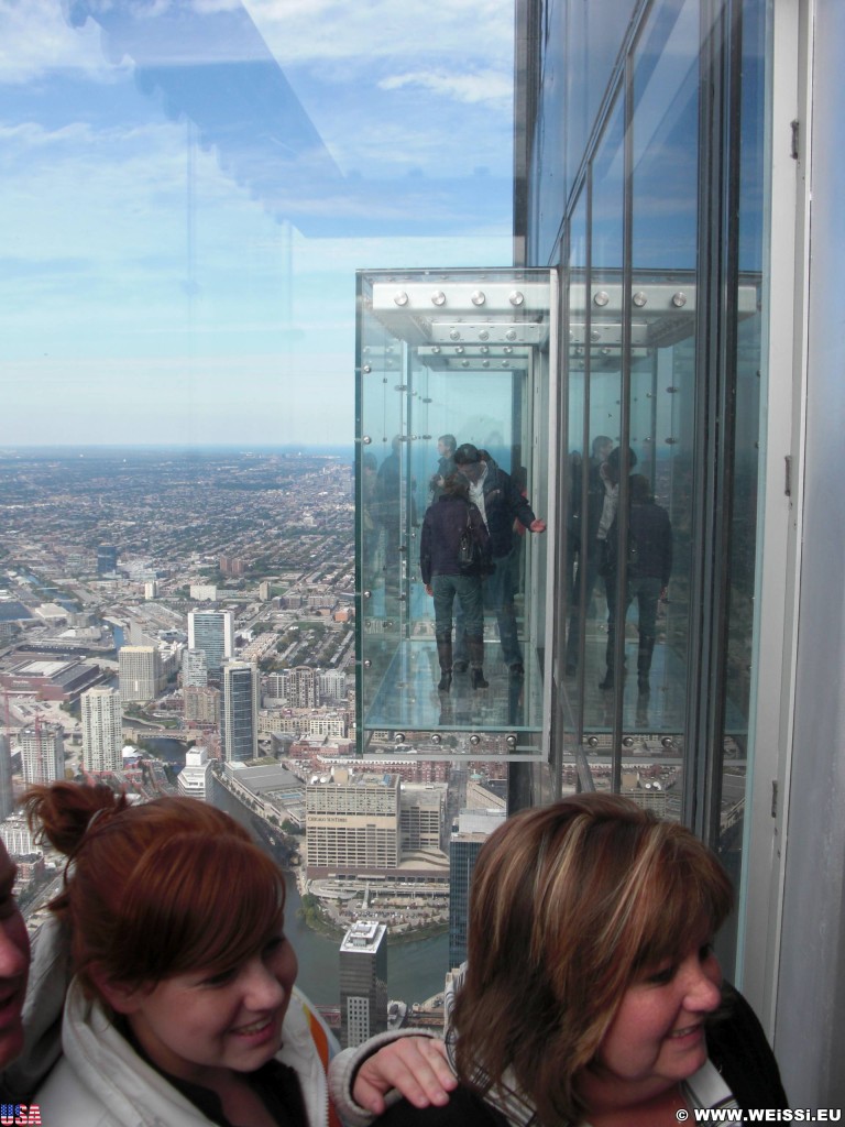 Willis Tower. Ausblick vom Willis Tower. - Duncans Addition, Willis Tower, Glasbalkone - (Duncans Addition, Chicago, Illinois, Vereinigte Staaten)