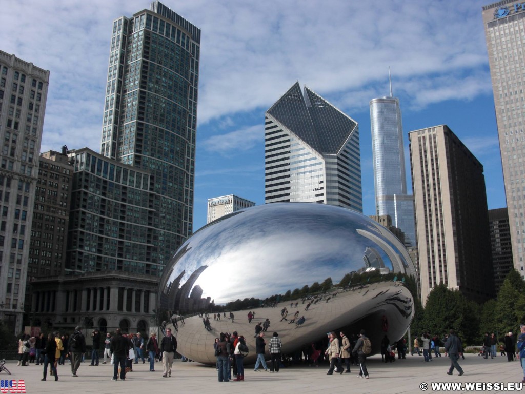 Cloud Gate. im Millenium Park. - Fort Dearborn Addition, Cloud Gate, The Bean, Crain Communications Building, Smurfit-Stone Building - (Fort Dearborn Addition, Chicago, Illinois, Vereinigte Staaten)