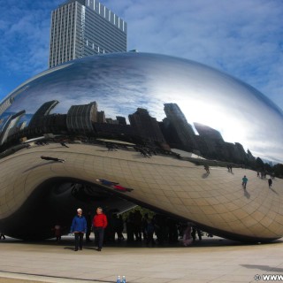 Cloud Gate. im Millenium Park. - Fort Dearborn Addition, Cloud Gate, The Bean - (Fort Dearborn Addition, Chicago, Illinois, Vereinigte Staaten)