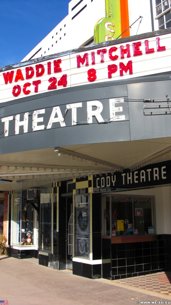 Cody Theatre. - Kino, Eingang, Sheridan Ave, Main Street, Cody Theatre - (Cody, Wyoming, Vereinigte Staaten)