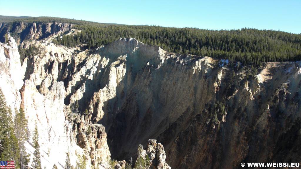 Yellowstone-Nationalpark. Lower Falls vom Lookout Point - Yellowstone-Nationalpark. - North Rim Drive, Lookout Point - (Canyon Village, Yellowstone National Park, Wyoming, Vereinigte Staaten)