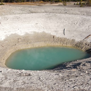 Yellowstone-Nationalpark. Congress Pool, Porcelain Basin - Norris Geyser Basin - Yellowstone-Nationalpark. - Norris Geyser Basin, Porcelain Basin, Congress Pool - (Canyon Junction, Yellowstone National Park, Wyoming, Vereinigte Staaten)